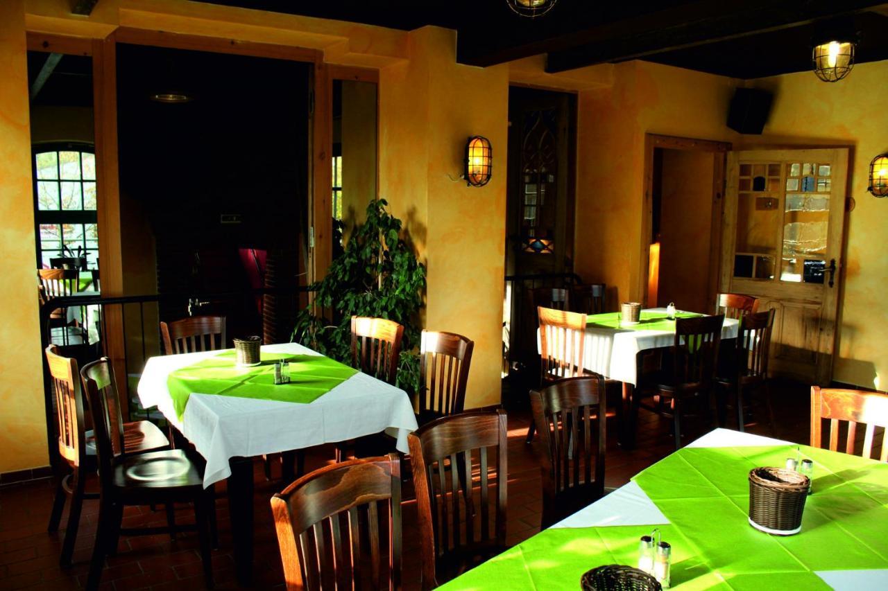 Ferienwohnung A Gaestehaus Muehlenstein Bad Sulze Esterno foto